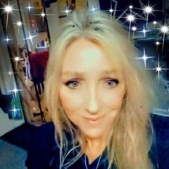 Meet your Posher, Marlene - Picture 1 of 1